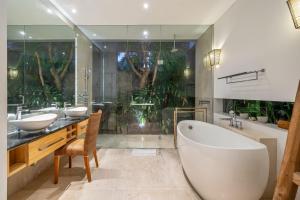 Cozy 3BR Villa in Central Seminyak