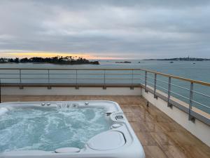 Appartements Cote Mer - Vue exceptionnelle - Rooftop - SPA : photos des chambres