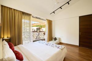 Seven Sands I Daffodil I 3BHK pool Villa