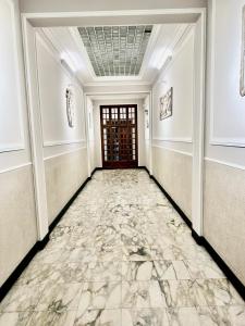 The Center Residence