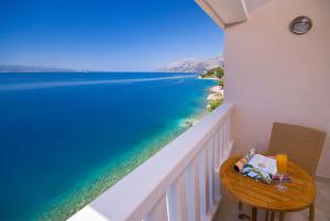 Hotel Sunceva Postelja Brela - Luxury Apartment with Balcony and Panoramic View