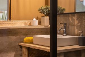 Campings Camping Le Val de Cesse : photos des chambres
