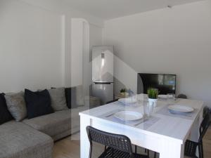 Appartamento con 2 Camere da Letto