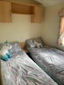 8 Berth 3 bed caravan Golden palm ML9