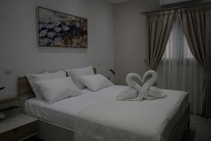 Sunrise Room 2