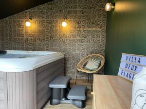 Villas Villa 2 plages avec jacuzzi privee a 600m de la plage : photos des chambres
