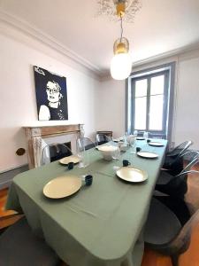 Maisons de vacances Belle Maison centrale 8 pers- patio- wifi : photos des chambres