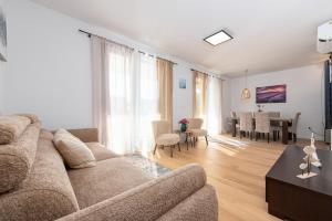 Modern apartment with whirlpool & few steps away from the beach - Borik, Zadar