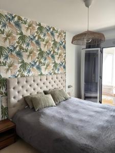 Luxury apartment with amazing view and free golf