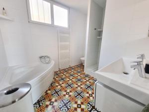Villas EXIGEHOME belle maison a colombages 5 minutes du RER : photos des chambres