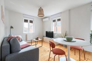 Nice and bright apartment in Puerta del Ángel - Cabello