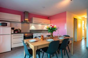 Appartements Le Reflet des Vagues - Proche des plages avec piscine : photos des chambres