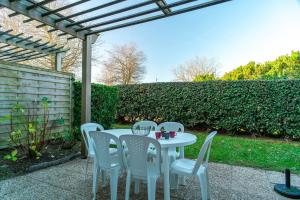 Appartements Le Reflet des Vagues - Proche des plages avec piscine : photos des chambres