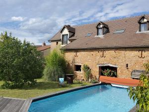B&B / Chambres d'hotes La Parenthese a Etrigny : photos des chambres