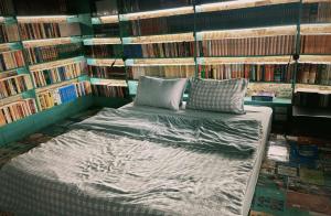 Almanach House - Dinh Le I