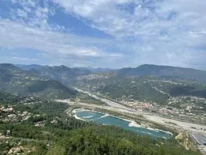 Appartement 110m2 Jacuzzi & Vue - Bouyon