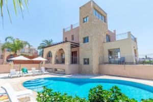 Sandy Beach Villas, Villa 5 Joanna - Private Pool - Private Beach Area