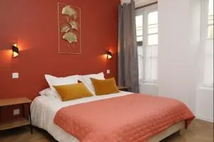 Notre Dame de Senlis by La boite en Plus - Chamant