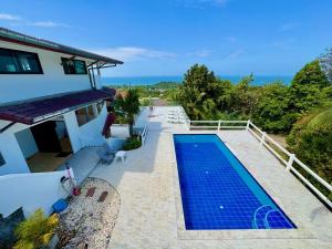 Long Beach Oceanview IL Villas Koh Lanta