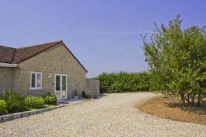 Hext Cottage - Harleys Court Holiday Cottages