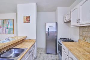 A Beautiful Studio Apartments Furnished in Gascue
