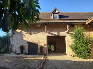 B&B / Chambres d'hotes La Parenthese a Etrigny : photos des chambres