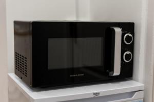 Grunwald Spacious Apartment by BookingHost