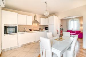 GuestHost - San Martino in Campo Bright Apartment