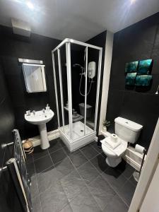 Majestic, modern & spacious harbour-view apartment with parking