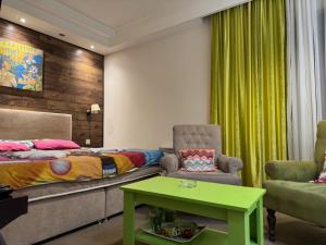 Jacuzzi In Bedroom Elegance Apartments