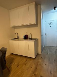 Studio paisible, proche du centre et de la plage!