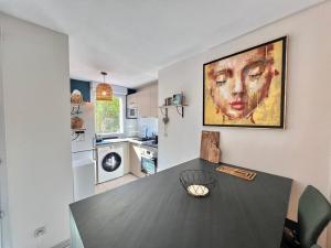 Le Ernest - Parking inclus, jardin privé et piscine