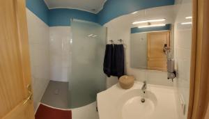 B&B / Chambres d'hotes Le Petit Tardonne : Chambre Double avec Toilettes Communes