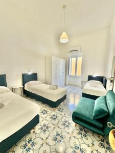 Camerelle 7, Domus Letteraria