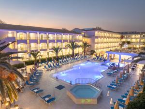 Poseidon Beach Hotel