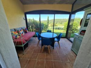 Maisons de vacances La galouciere : photos des chambres