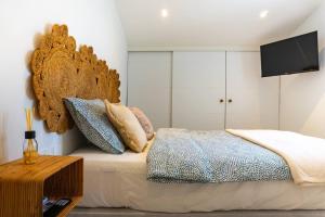 Chic Beach House 2 in Benalmadena by El Trocader