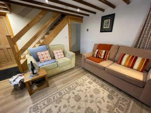 Quaint & Cosy Cottage Hamlet Location for 4 & Pets - Pass the Keys