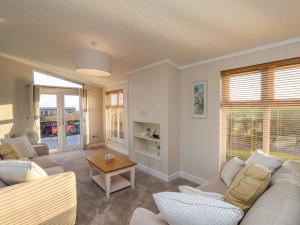 Cherry Blossom Lodge