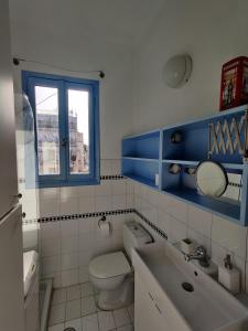 Cosy 1BR Apt with Balcony in Vibrant Exarcheia