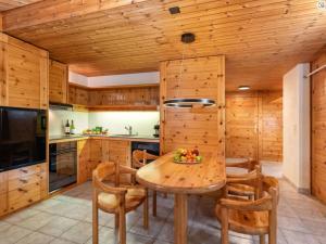 Schweizerhof Apartment 502 Ground Floor