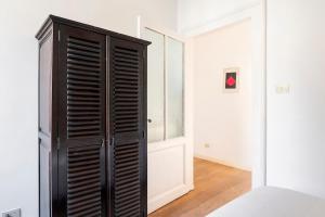 Principe House, Central Rome, 3 bedroom 2 bath, Elegant Apartment full of Light