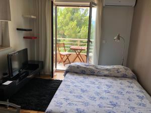 Gorgeous Biserka Apartment