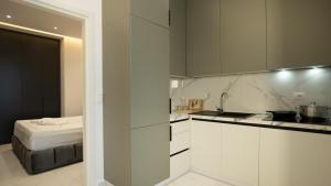 R&R Seaside Hideaway Apartment