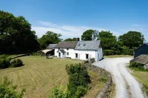 Little P, Hay On Wye - By Birch Stays - Painscastle