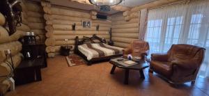 Фільварок Кмитів