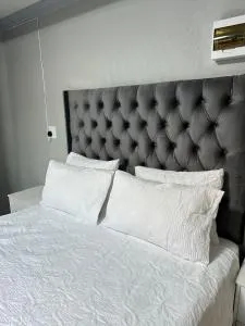 Maduwa Guest House - Honeyvale