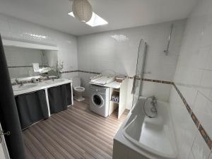 Maisons de vacances L-Oustalou : photos des chambres