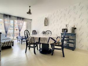 Appartement lumineux 2 chambres avec balcon, à 500m de la plage - Centre-ville Stella-Plage - FR-1-236-65