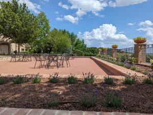 La Fonte Di Montebuono